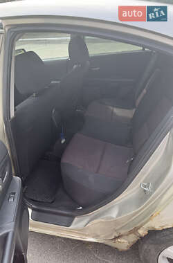 Седан Mazda 3 2005 в 