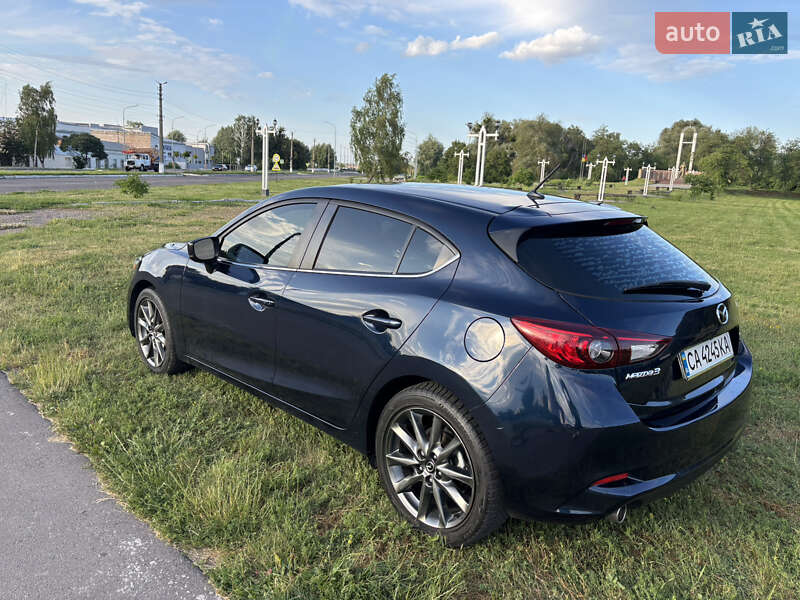 Хэтчбек Mazda 3 2017 в Переяславе