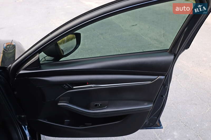 Седан Mazda 3 2020 в Кременчуці