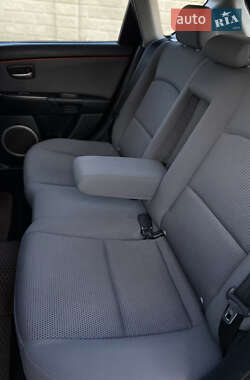 Хэтчбек Mazda 3 2007 в 