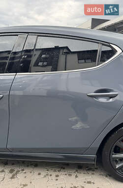 Хэтчбек Mazda 3 2021 в 