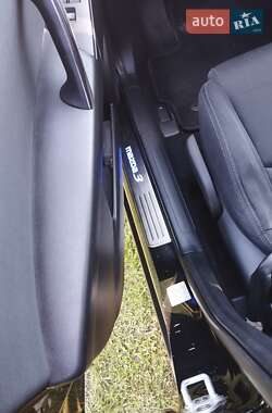 Хэтчбек Mazda 3 2009 в 