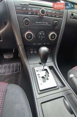 Хэтчбек Mazda 3 2006 в 