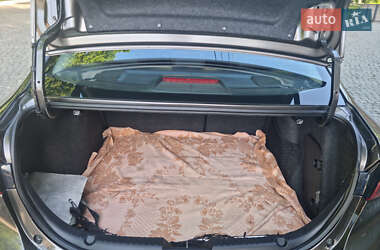 Седан Mazda 3 2013 в Чернівцях