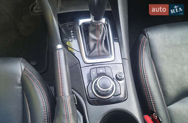 Седан Mazda 3 2013 в Чернівцях