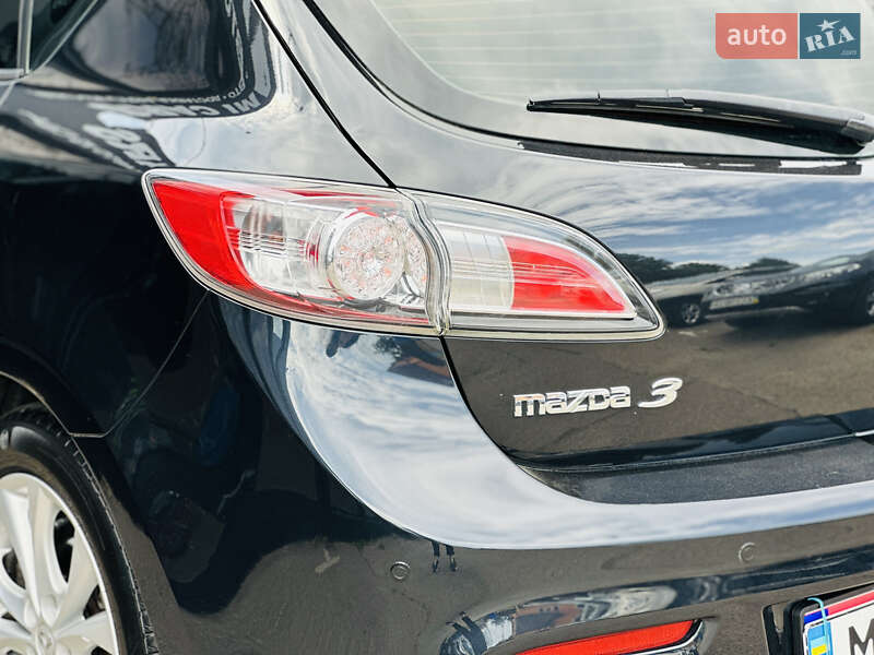 Хэтчбек Mazda 3 2011 в Харькове