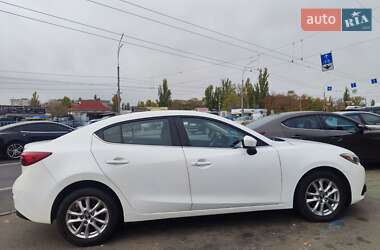 Седан Mazda 3 2014 в 