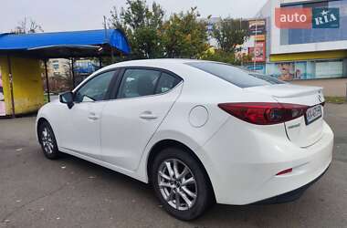 Седан Mazda 3 2014 в 