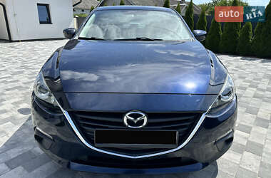 Седан Mazda 3 2016 в 