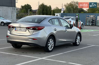 Седан Mazda 3 2015 в 