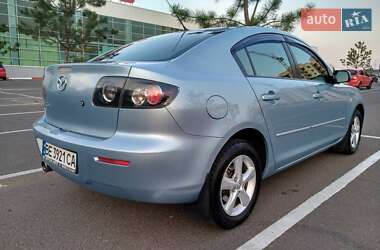 Седан Mazda 3 2007 в 