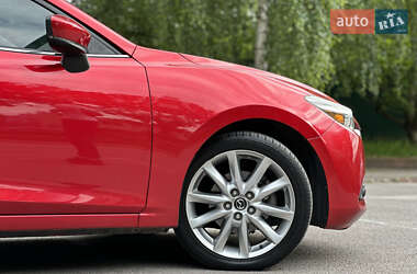 Хэтчбек Mazda 3 2017 в 