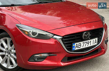 Хэтчбек Mazda 3 2017 в 