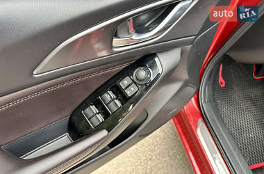 Хэтчбек Mazda 3 2017 в 