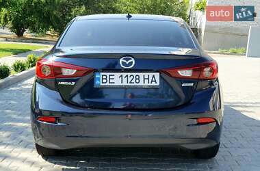 Седан Mazda 3 2015 в 