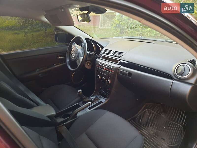 Хэтчбек Mazda 3 2008 в Мукачево