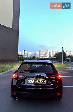 Хетчбек Mazda 3 2016 в 