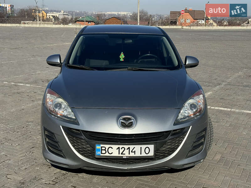 Хэтчбек Mazda 3 2010 в Харькове