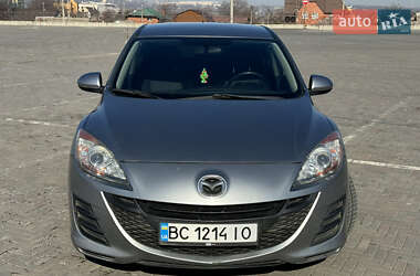Хэтчбек Mazda 3 2010 в 