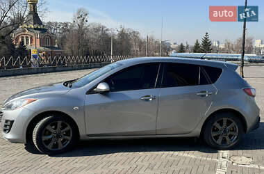 Хэтчбек Mazda 3 2010 в 