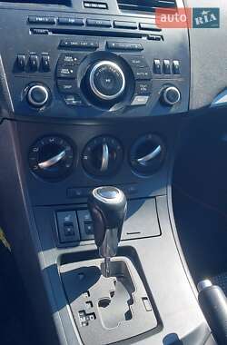 Седан Mazda 3 2013 в Полтаві