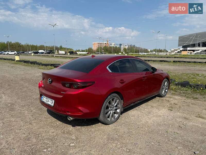Седан Mazda 3 2019 в Львове