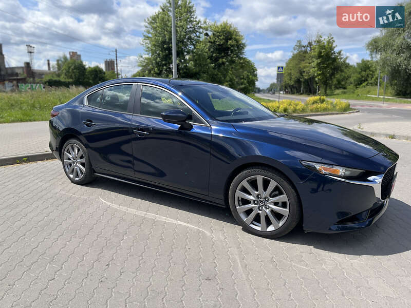 Седан Mazda 3 2021 в Львове