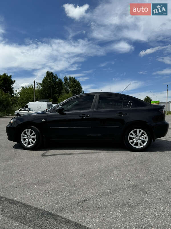 Седан Mazda 3 2006 в Харкові