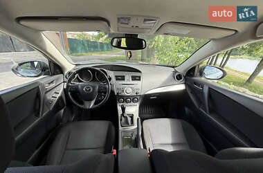 Хетчбек Mazda 3 2010 в 