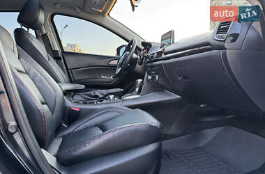 Хэтчбек Mazda 3 2014 в 
