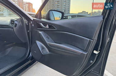 Хэтчбек Mazda 3 2014 в 