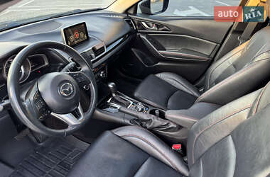 Хэтчбек Mazda 3 2014 в 