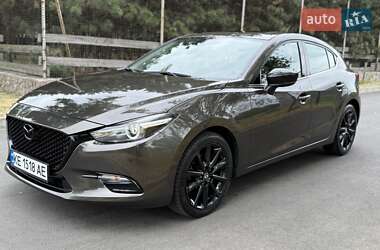 Хэтчбек Mazda 3 2017 в 
