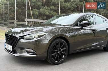 Хэтчбек Mazda 3 2017 в 