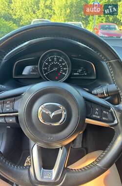 Седан Mazda 3 2017 в 