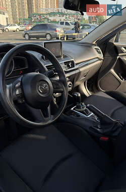 Седан Mazda 3 2014 в 
