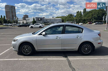 Седан Mazda 3 2004 в Березанці