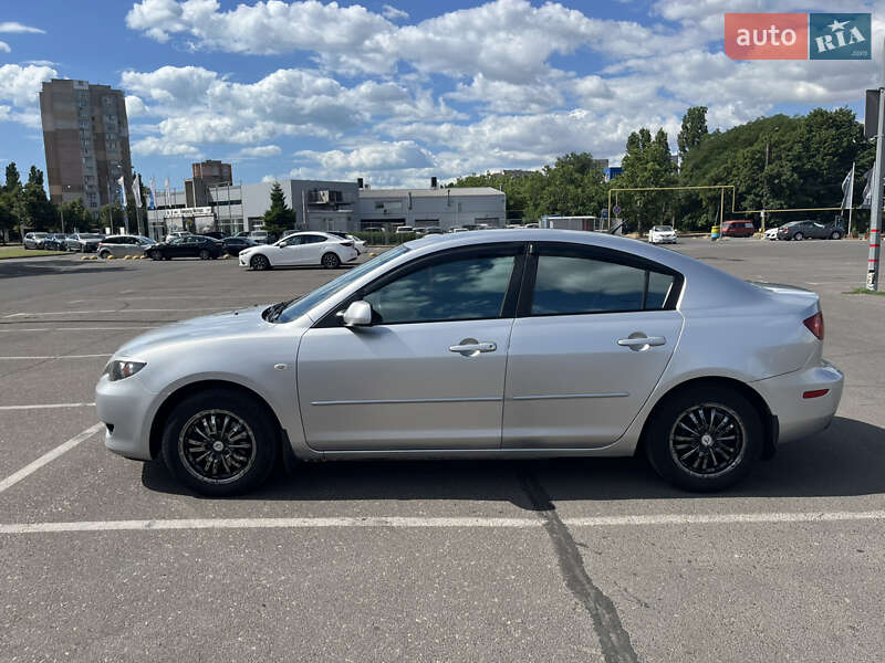 Седан Mazda 3 2004 в Одесі