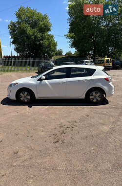 Хэтчбек Mazda 3 2011 в 