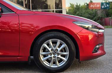 Седан Mazda 3 2016 в 