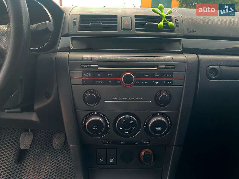 Седан Mazda 3 2007 в Житомирі