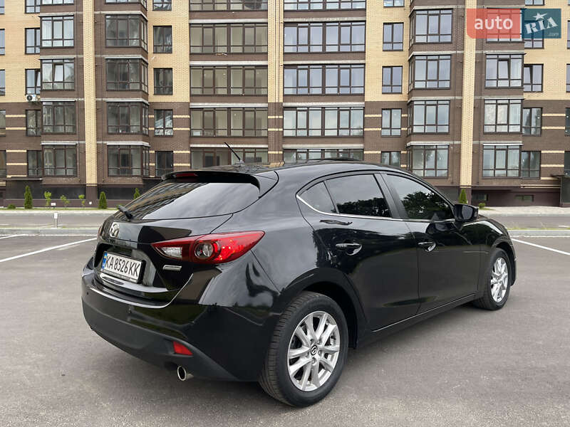 Mazda 3 2016