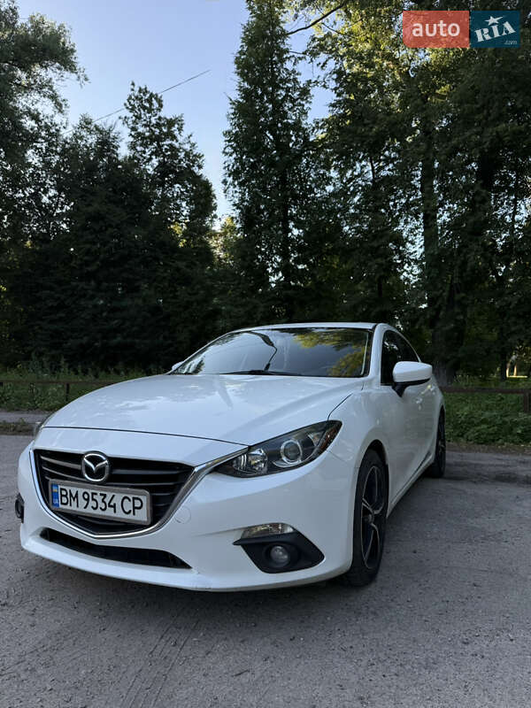 Седан Mazda 3 2015 в 