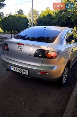 Седан Mazda 3 2005 в Лозовой