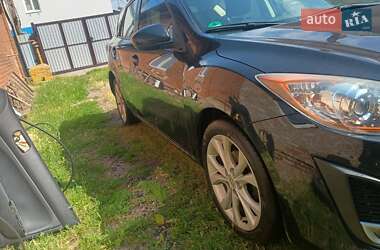 Хэтчбек Mazda 3 2010 в Славянске