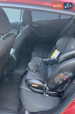 Хэтчбек Mazda 3 2016 в 