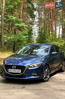 Хэтчбек Mazda 3 2018 в Киеве