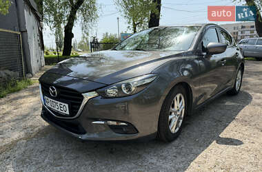 Хетчбек Mazda 3 2017 в 