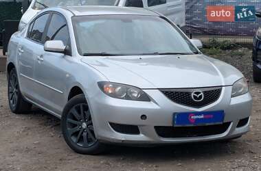 Седан Mazda 3 2004 в 