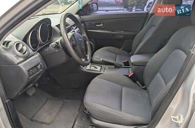 Седан Mazda 3 2004 в 